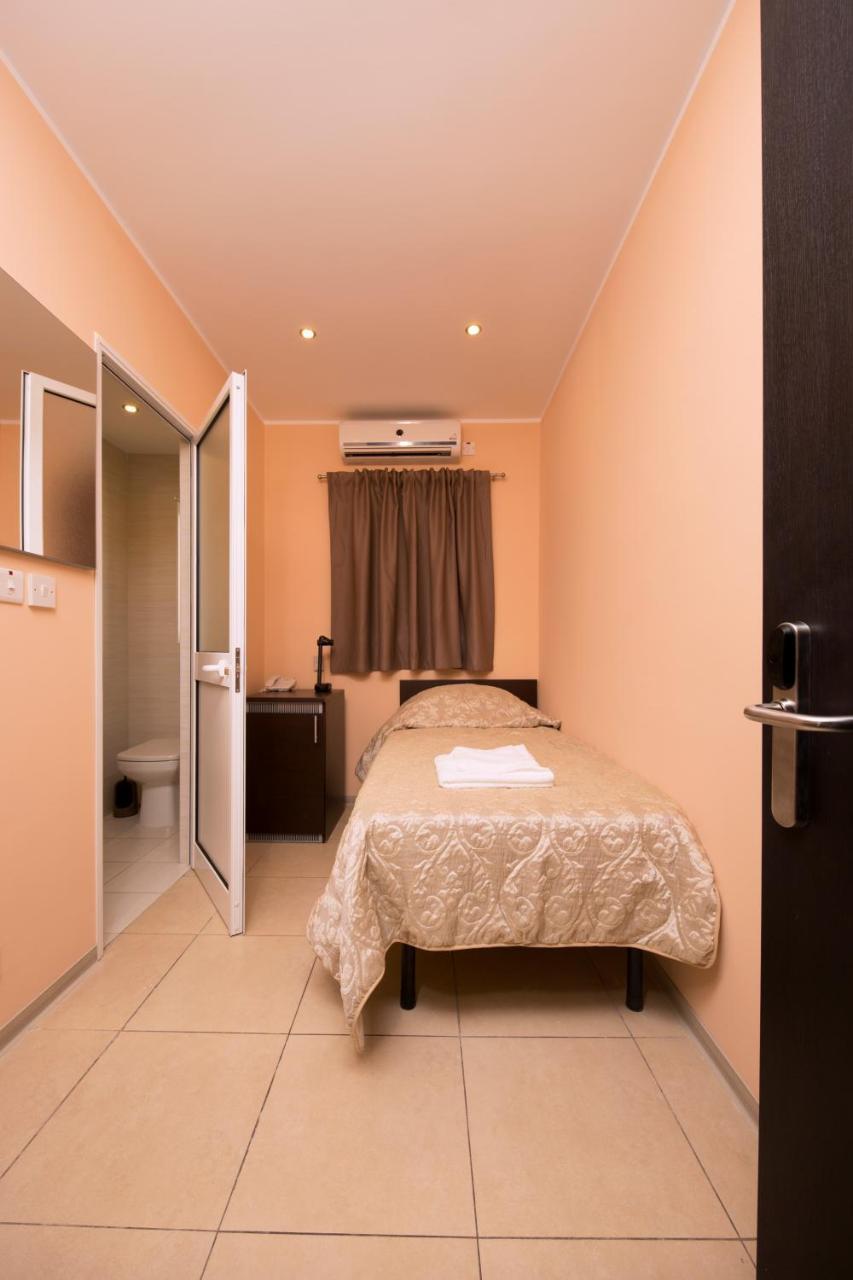 Sogdiana Guest House San Ġiljan Extérieur photo